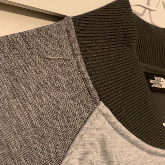 The North Face Mid-Weight Jacket - Picture 4 of 7